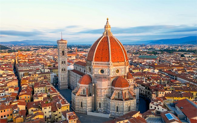 Tìm hiểu về kiến trúc tuyệt đỉnh tại nhà thờ chính tòa Florence của Italia (19/10/2024)